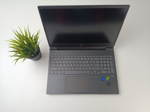 HP Victus 16-R1002NF Gamer notebook - i7 14700HX 16GB RAM 1TB SSD RTX 4070 8GB WIN11  - használt