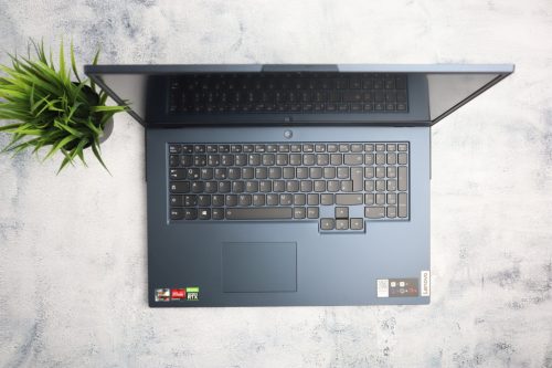 Lenovo Legion 5 17ACH6H Gamer notebook - R7 5800H 16GB DDR4 512GB SSD RTX 3060 6GB WIN11 - használt