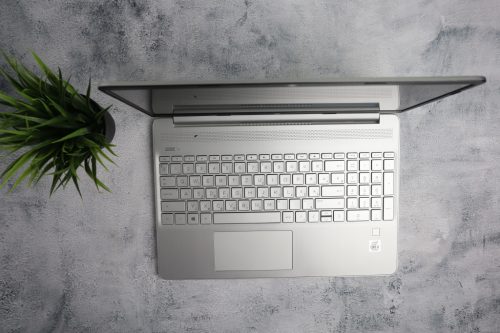 HP 15S-FQ1045NH 15” FHD notebook - i5 1035G1 16GB DDR5 512GB SSD Intel Graphics WIN10 - használt