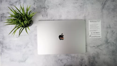 Apple Macbook Air 15 2025 M4 24GB RAM 512GB SSD notebook garanciával hibátlan működéssel - használt