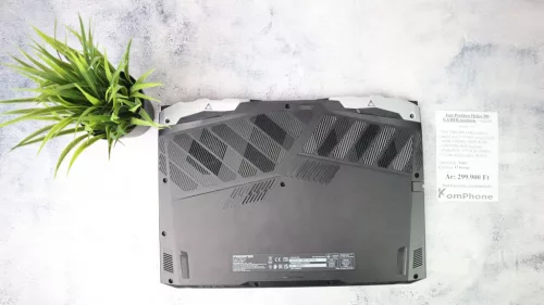 Acer Predator Helios 300 GAMER notebook - i7 10750H 16GB DDR4 1TB SSD RTX 3070 8GB WIN11 - használt