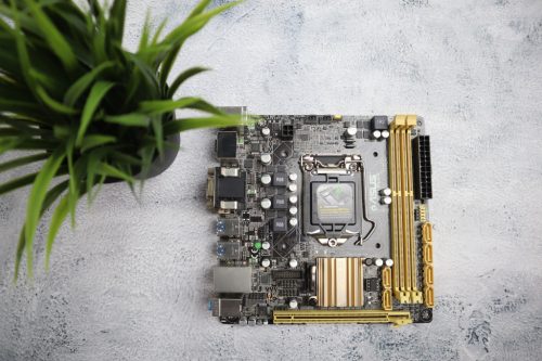 ASUS H87I-PLUS H87 chipset alaplap garanciával hibátlan működéssel - használt