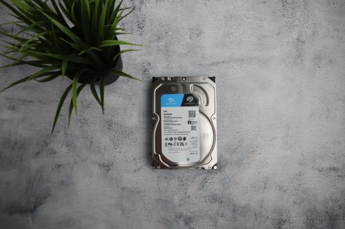 6TB Seagate SkyHawk SATA HDD meghajtó garanciával hibátlan működéssel - használt
