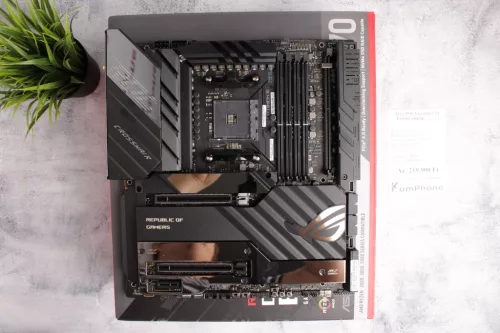 ASUS ROG Crosshair VIII Extreme alaplap garanciával hibátlan működéssel - használt