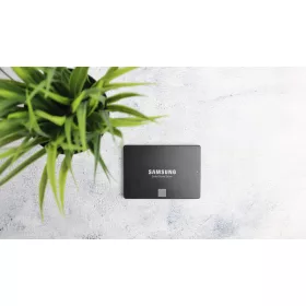   2TB Samsung 870 EVO SATA SSD meghajtó garanciával hibátlan működéssel - használt