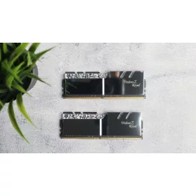   32GB G.Skill Trident Z Royal 3600MHz DDR4 memória garanciával hibátlan működéssel - használt